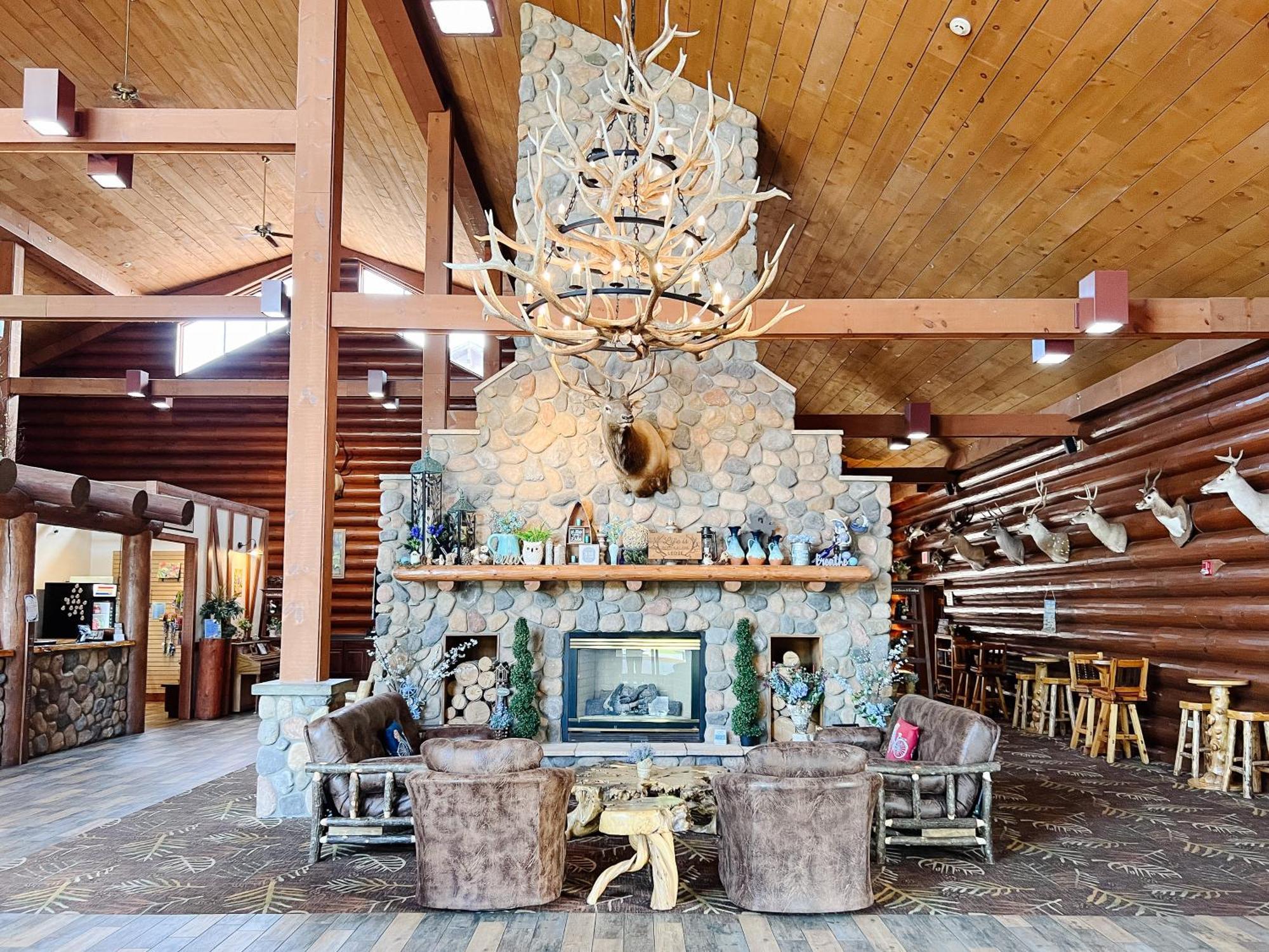 The Waters Of Minocqua Hotel Bagian luar foto