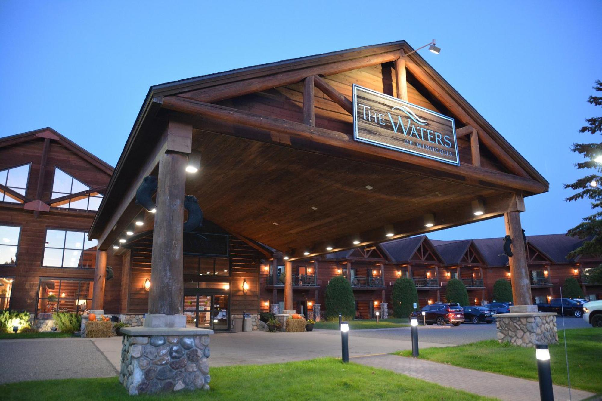 The Waters Of Minocqua Hotel Bagian luar foto