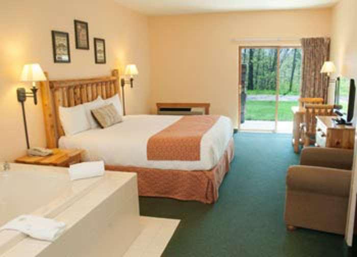 The Waters Of Minocqua Hotel Ruang foto